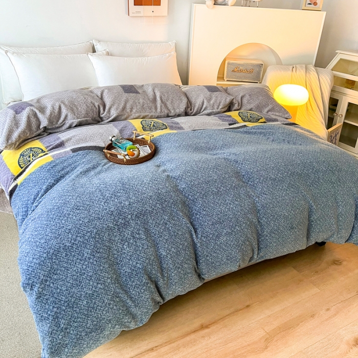 91家纺网 家纺一手货源 找家纺 2024新款230克牛奶绒印花单品被套 可定制尺寸 憧憬