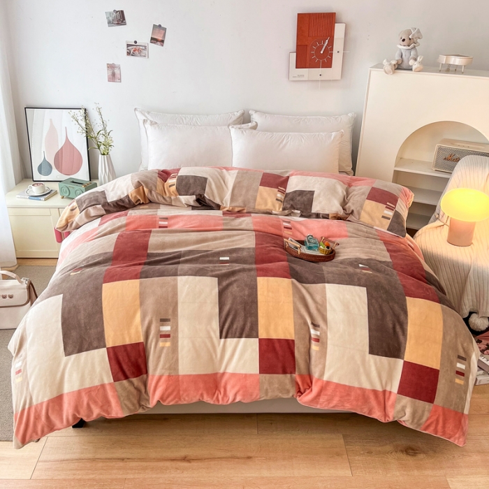 91家纺网 家纺一手货源 找家纺 2024新款230克牛奶绒印花单品被套 可定制尺寸 绅士