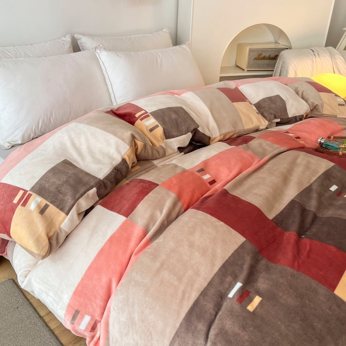 91家纺网 家纺一手货源 找家纺 2024新款230克牛奶绒印花单品被套 可定制尺寸 绅士