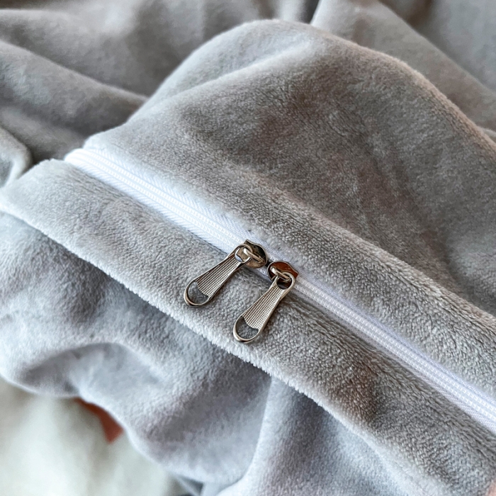 91家纺网 家纺一手货源 找家纺 2024新款230克牛奶绒印花单品被套 可定制尺寸 圣诞树