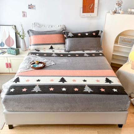 91家纺网 家纺一手货源 找家纺 2024新款230克牛奶绒印花单品床笠 可定做任意尺寸圣诞树