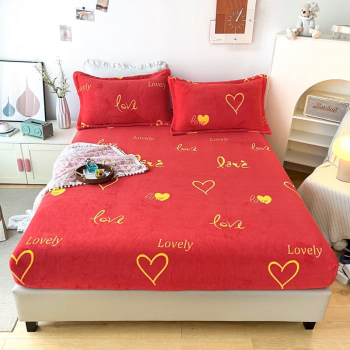 91家纺网 家纺一手货源 找家纺 2024新款230克牛奶绒印花单品床笠 可定做任意尺寸爱意浓