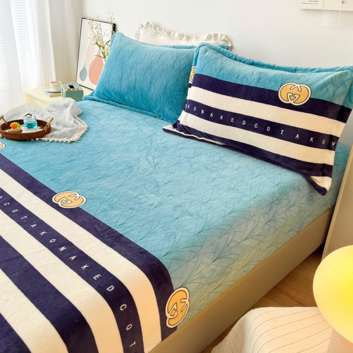 91家纺网 家纺一手货源 找家纺 2024新款230克牛奶绒印花单品床笠可定做任意尺寸巴黎之约