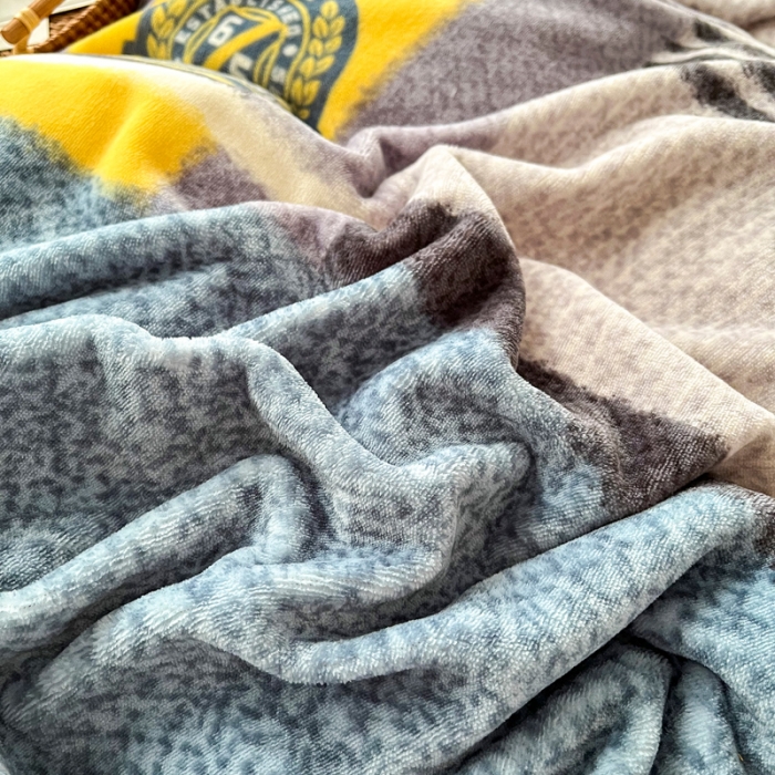 91家纺网 家纺一手货源 找家纺 2024新款230克牛奶绒印花单品床笠 可定做任意尺寸 憧憬