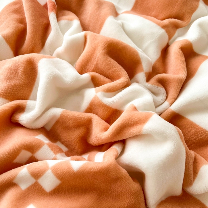 91家纺网 家纺一手货源 找家纺 2024新款230克牛奶绒印花单品床笠可定做任意尺寸格调-橙