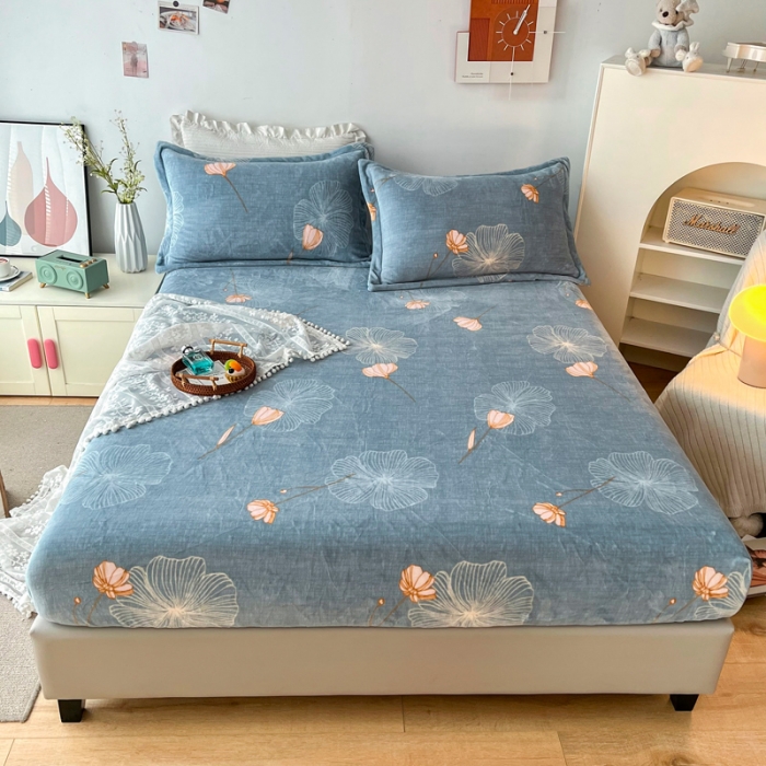 91家纺网 家纺一手货源 找家纺 2024新款230克牛奶绒印花单品床笠可定做任意尺寸荷塘月色