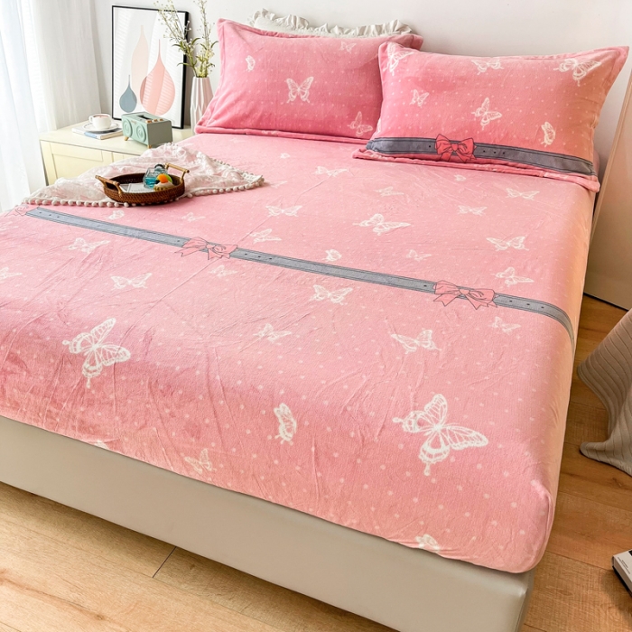 91家纺网 家纺一手货源 找家纺 2024新款230克牛奶绒印花单品床笠可定做任意尺寸蝴蝶依依