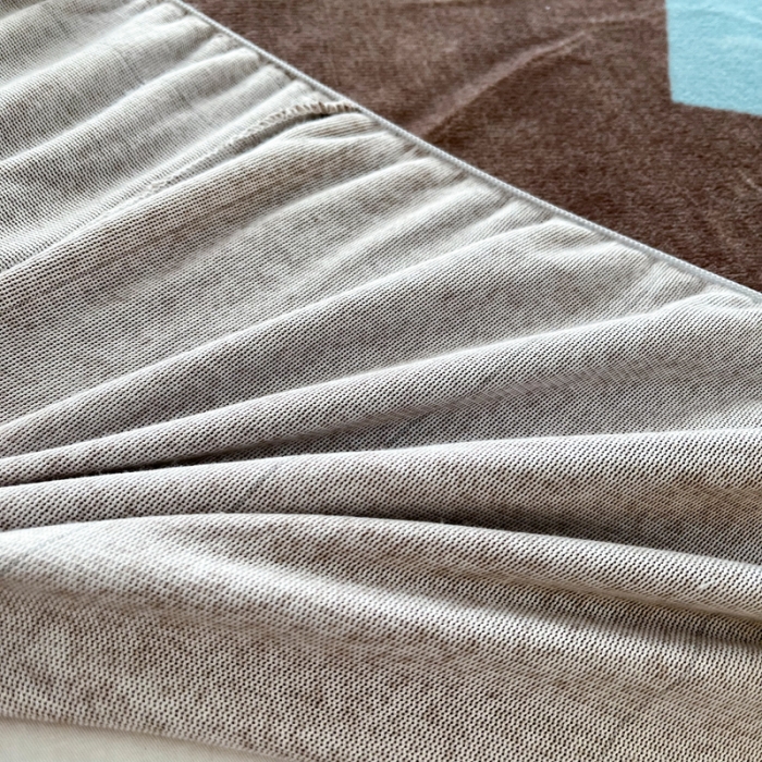 91家纺网 家纺一手货源 找家纺 2024新款230克牛奶绒印花单品床笠 可定做任意尺寸 简爱