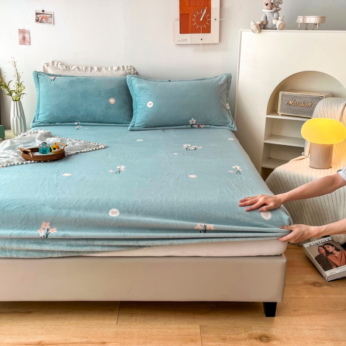 91家纺网 家纺一手货源 找家纺 2024新款230克牛奶绒印花单品床笠 可定做任意尺寸 静香