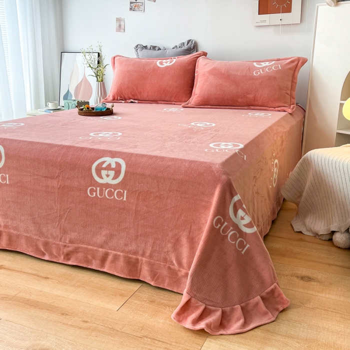 91家纺网 家纺一手货源 找家纺 锦罗绣 2024新款230克牛奶绒印花单品床单 古驰