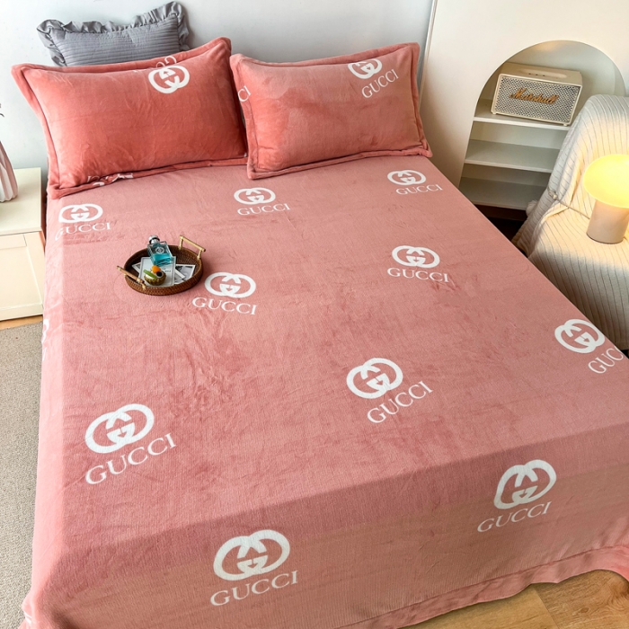 91家纺网 家纺一手货源 找家纺 锦罗绣 2024新款230克牛奶绒印花单品床单 古驰