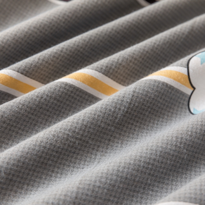 91家纺网 家纺一手货源 找家纺 青竹苑 2022新款全棉磨毛印花四件套 绅士条纹-灰