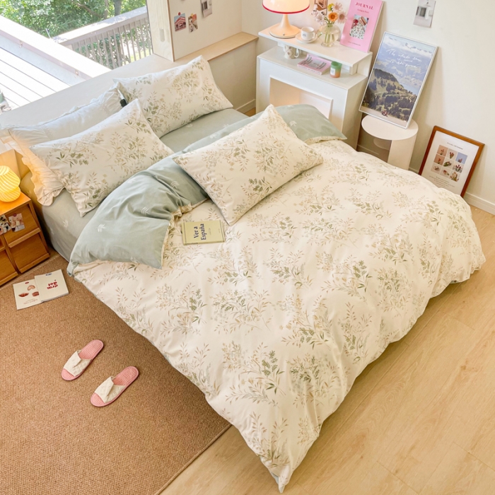 91家纺网 家纺一手货源 找家纺 芊寻家居   2024新款全棉13372印花四件套 仙草