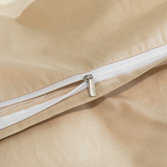 91家纺网 家纺一手货源 找家纺 高级感简约贡缎长绒棉纯色双拼床上四件套全棉被套奶昔白香槟金