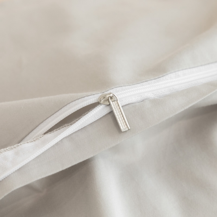 91家纺网 家纺一手货源 找家纺 高级感简约贡缎长绒棉纯色双拼床上四件套全棉被套香槟金烟墨灰