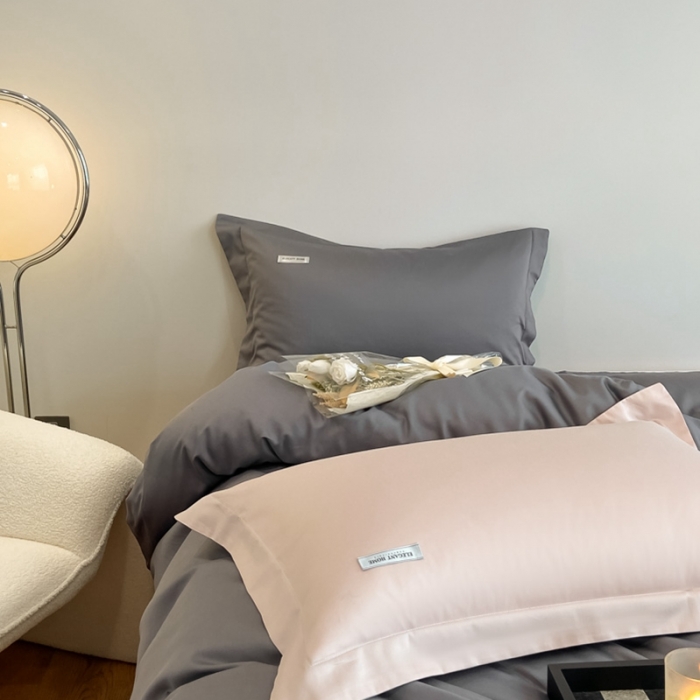 91家纺网 家纺一手货源 找家纺 高级感简约60s贡缎长绒棉纯色双拼床上四件套全棉被套雅士灰