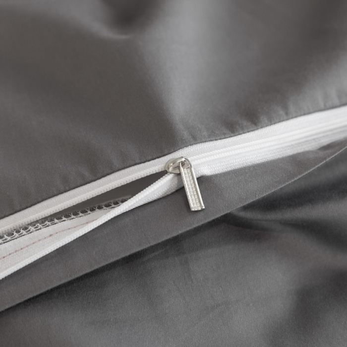 91家纺网 家纺一手货源 找家纺 高级感简约60s贡缎长绒棉纯色双拼床上四件套全棉被套雅士灰