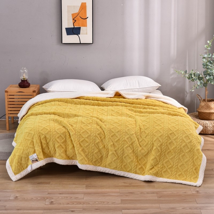 91家纺网 家纺一手货源 找家纺 爱她美 2022新款舒棉绒塔芙绒毯子盖毯毛毯子 柠檬黄