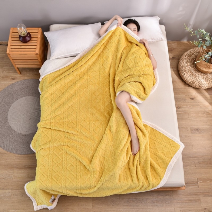 91家纺网 家纺一手货源 找家纺 爱她美 2022新款舒棉绒塔芙绒毯子盖毯毛毯子 柠檬黄