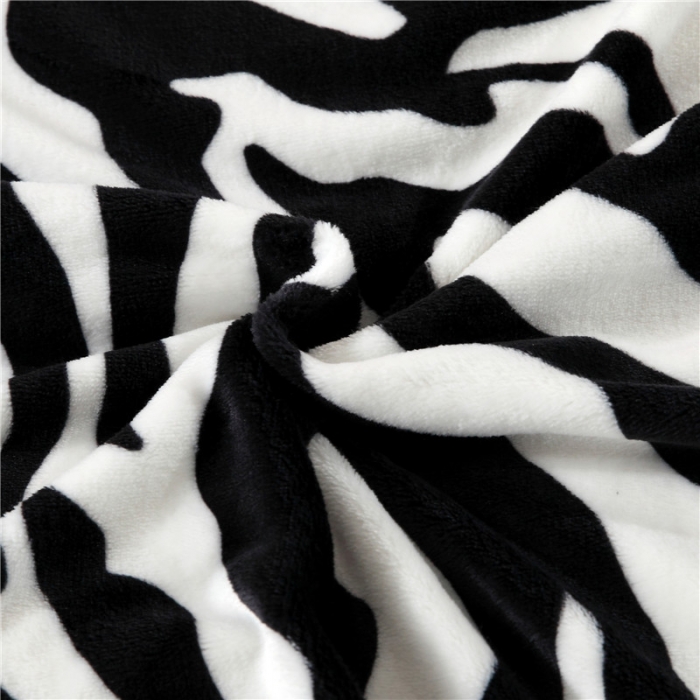91家纺网 家纺一手货源 找家纺 爱她美家纺 2022新款300g金貂绒毛毯 斑马纹
