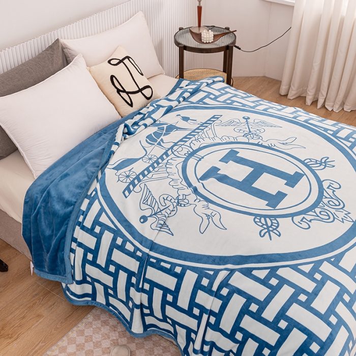 91家纺网 家纺一手货源 找家纺 卡奥双层AB版云貂绒毛毯法莱绒休闲盖毯沙发空调毯 圣马罗-兰