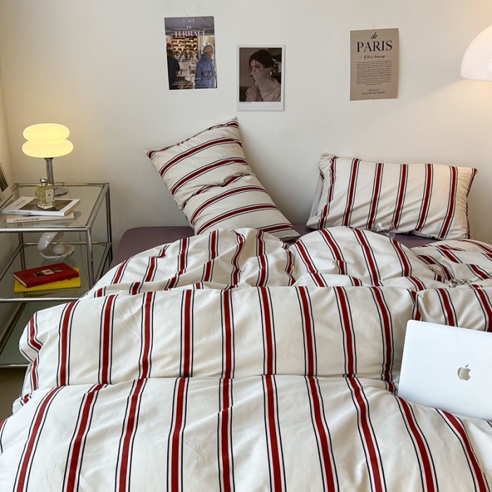 91家纺网 家纺一手货源 找家纺 昔可家纺2022新款韩风简约条纹全棉套件正常款 红竖条