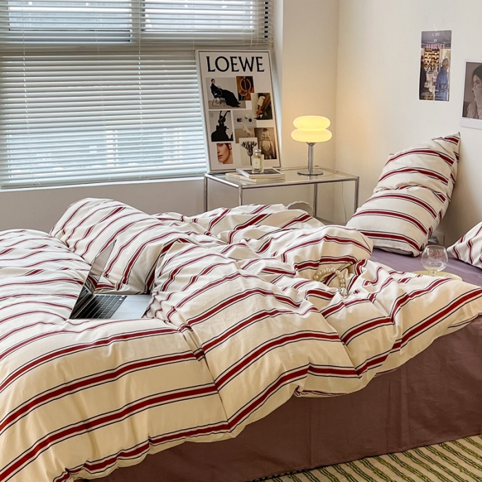 91家纺网 家纺一手货源 找家纺 昔可家纺2022新款韩风简约条纹全棉套件正常款 红竖条