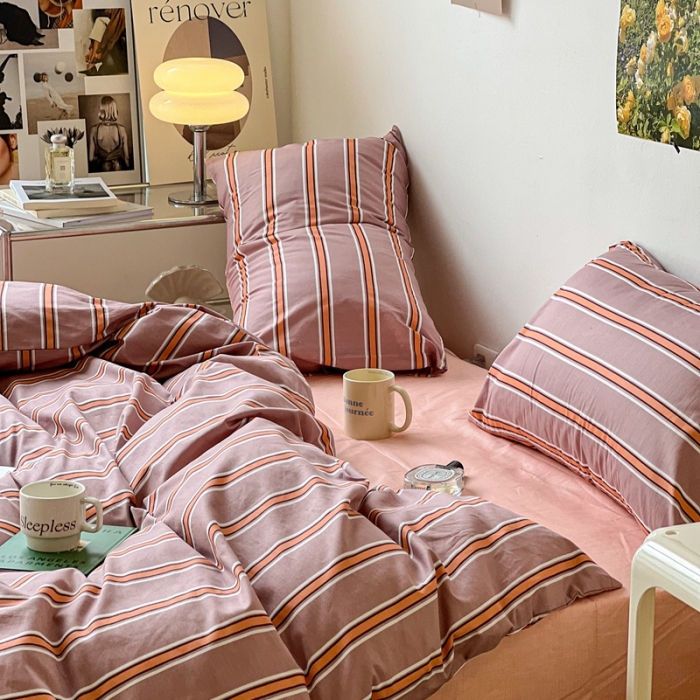 91家纺网 家纺一手货源 找家纺 昔可家纺2022新款韩风简约条纹全棉套件正常款 棕粉条