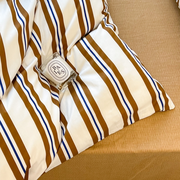 91家纺网 家纺一手货源 找家纺 昔可家纺2022新款韩风简约条纹全棉套件正常款 棕横条