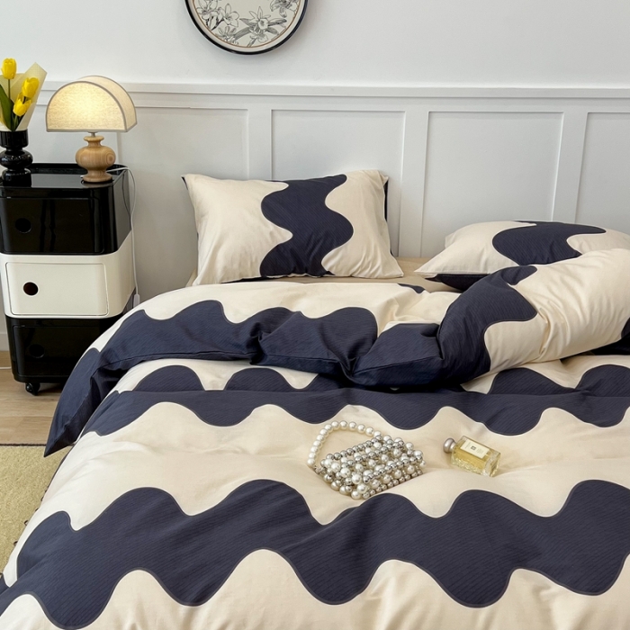 91家纺网 家纺一手货源 找家纺 昔可家纺2022新款简约波纹全棉款四件套 黑波纹