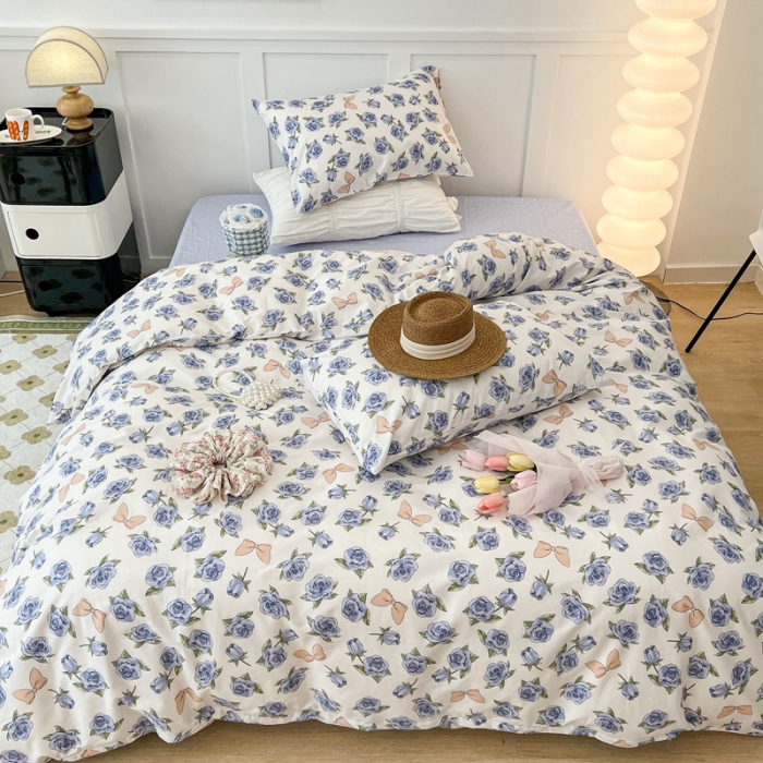 91家纺网 家纺一手货源 找家纺 昔可家纺2022新款奶呼呼卧室四件套 蓝玫瑰蝴蝶结