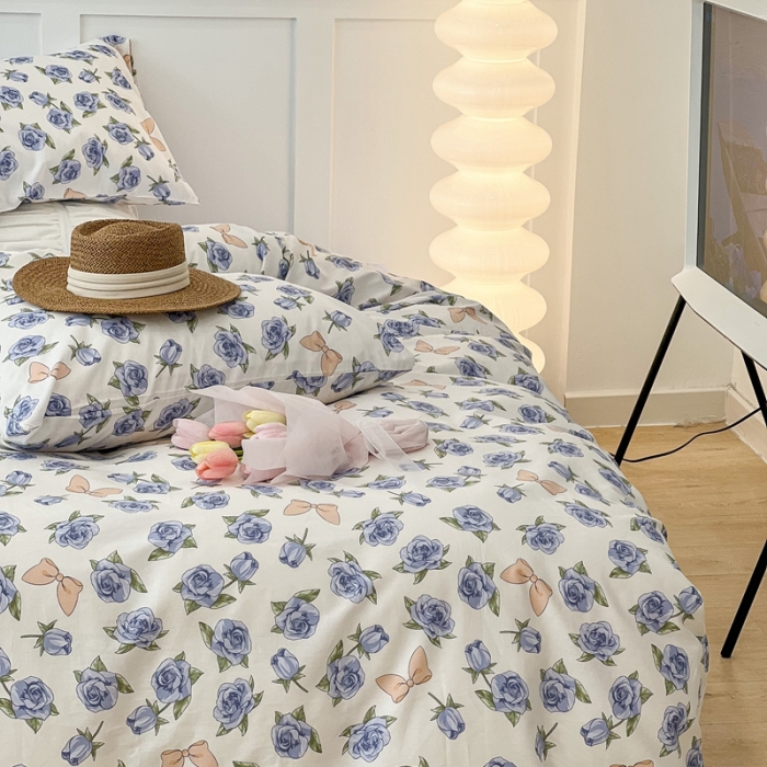 91家纺网 家纺一手货源 找家纺 昔可家纺2022新款奶呼呼卧室四件套 蓝玫瑰蝴蝶结