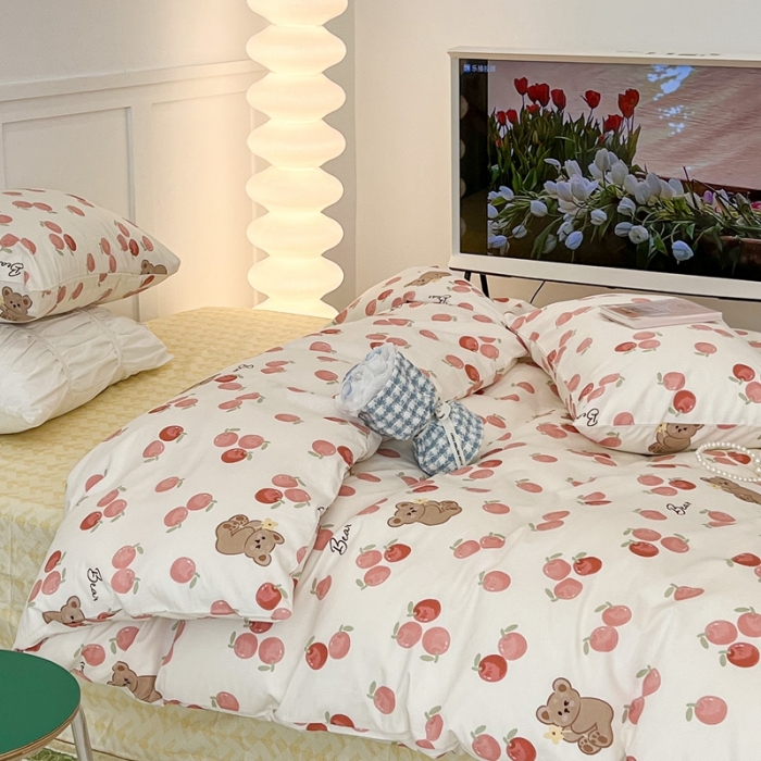 91家纺网 家纺一手货源 找家纺 昔可家纺2022新款奶呼呼卧室四件套 樱桃熊