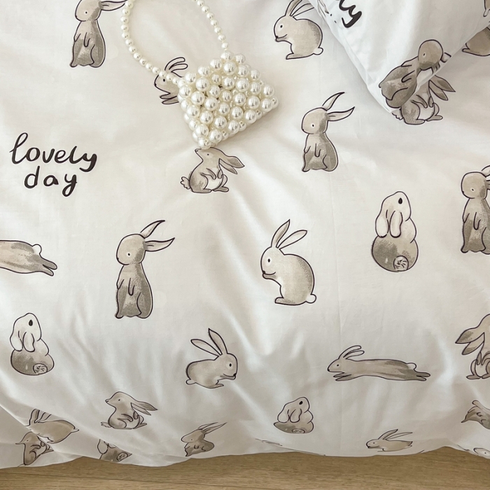 91家纺网 家纺一手货源 找家纺 昔可家纺2022新款奶呼呼卧室四件套 月野小兔