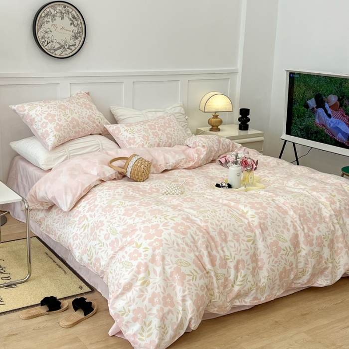 91家纺网 家纺一手货源 找家纺 昔可家纺2022新款梦幻花园系列全棉四件套 春日小粉花