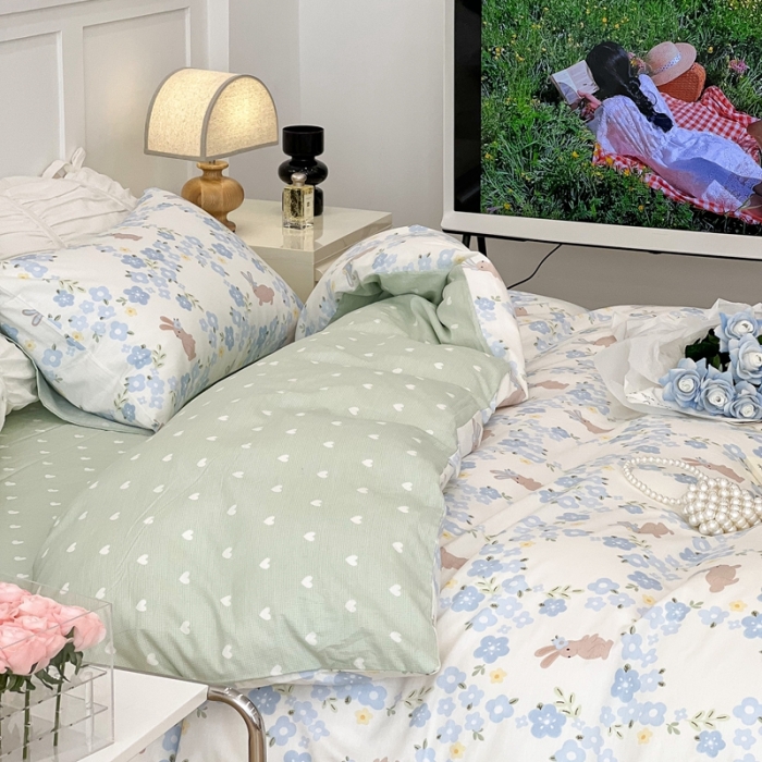 91家纺网 家纺一手货源 找家纺 昔可家纺2022新款梦幻花园系列全棉四件套 朵拉兔