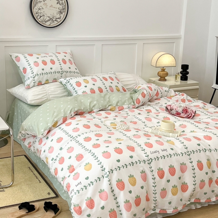 91家纺网 家纺一手货源 找家纺 昔可家纺2022新款梦幻花园系列全棉四件套 恋夏草莓