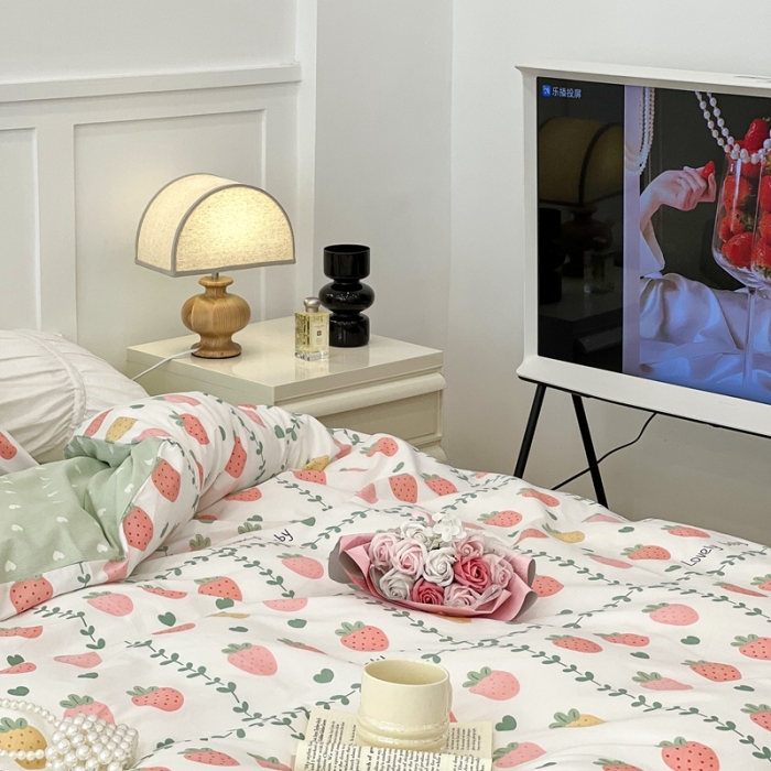 91家纺网 家纺一手货源 找家纺 昔可家纺2022新款梦幻花园系列全棉四件套 恋夏草莓