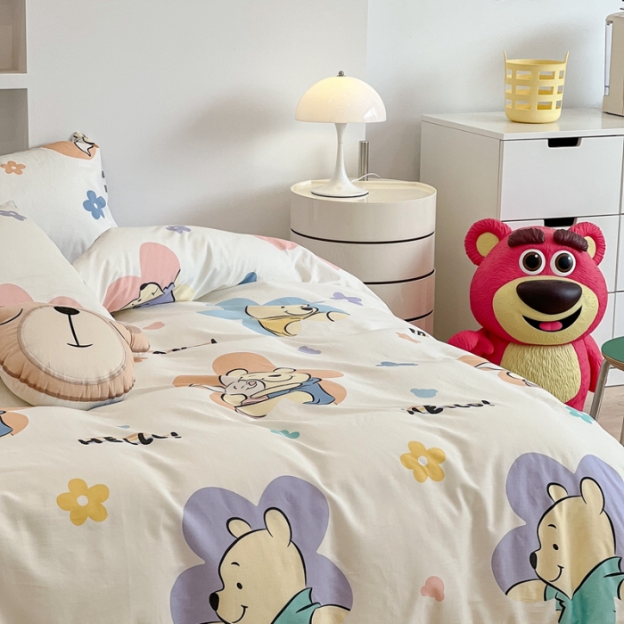 91家纺网 家纺一手货源 找家纺 昔可家纺2022新款迪士尼全棉四件套 皮杰与维尼