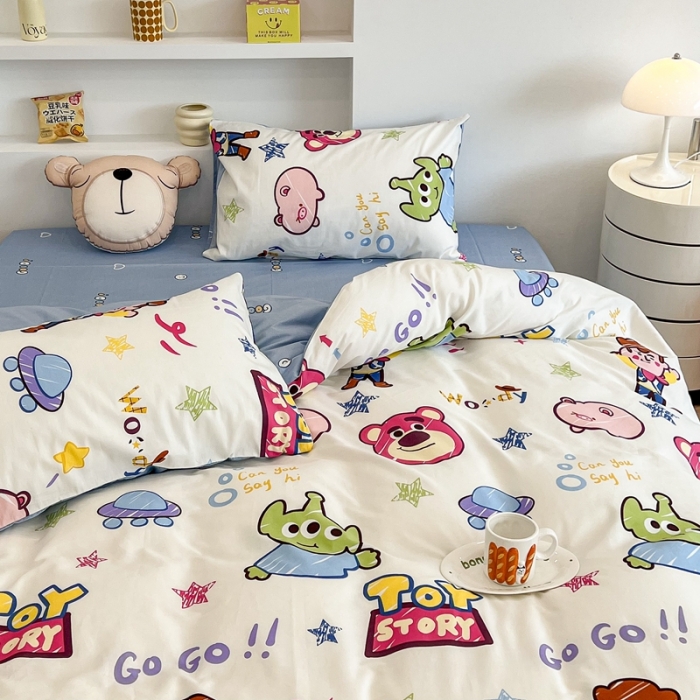 91家纺网 家纺一手货源 找家纺 昔可家纺2022新款迪士尼全棉四件套 胡迪的小伙伴