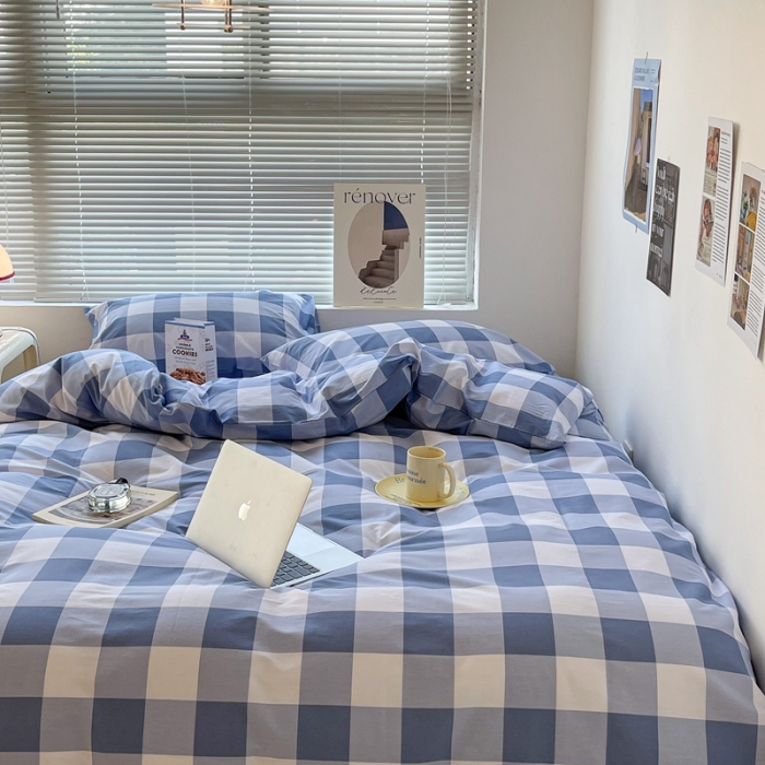 91家纺网 家纺一手货源 找家纺 昔可家纺2022新款学生季格子全棉四件套 云雾蓝格