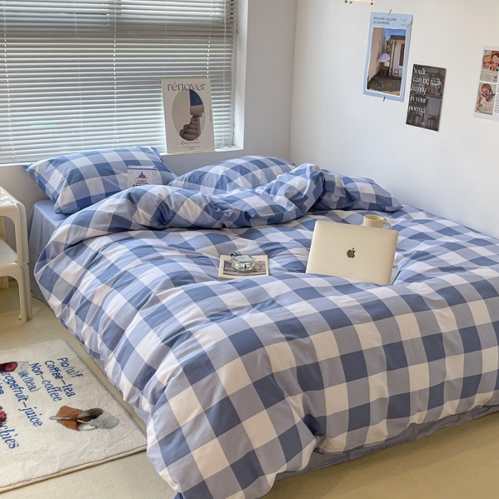 91家纺网 家纺一手货源 找家纺 昔可家纺2022新款学生季格子全棉四件套 云雾蓝格