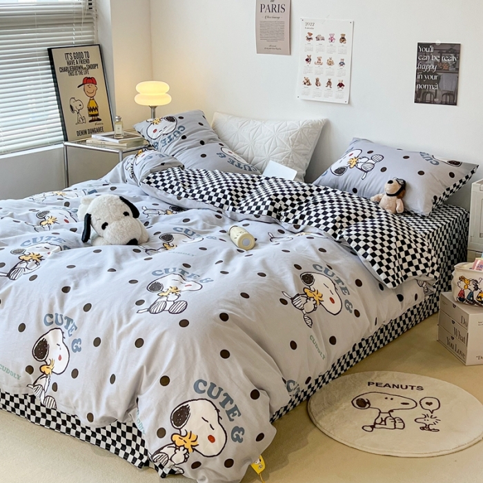 91家纺网 家纺一手货源 找家纺 昔可家纺2022新款正版授权史努比全棉四件套 黑波点史努比