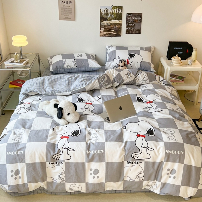 91家纺网 家纺一手货源 找家纺 昔可家纺2022新款正版授权史努比全棉四件套 灰格史努比