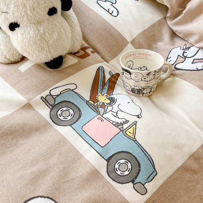 91家纺网 家纺一手货源 找家纺 昔可家纺2022新款正版授权史努比全棉四件套 假期旅行咖