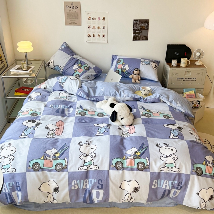 91家纺网 家纺一手货源 找家纺 昔可家纺2022新款正版授权史努比全棉四件套 假期旅行紫