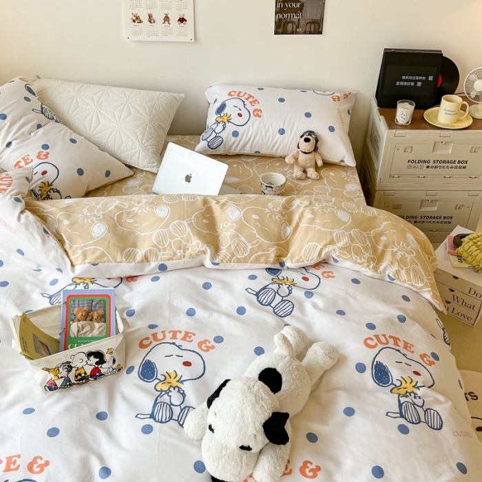 91家纺网 家纺一手货源 找家纺 昔可家纺2022新款正版授权史努比全棉四件套 蓝波点史努比