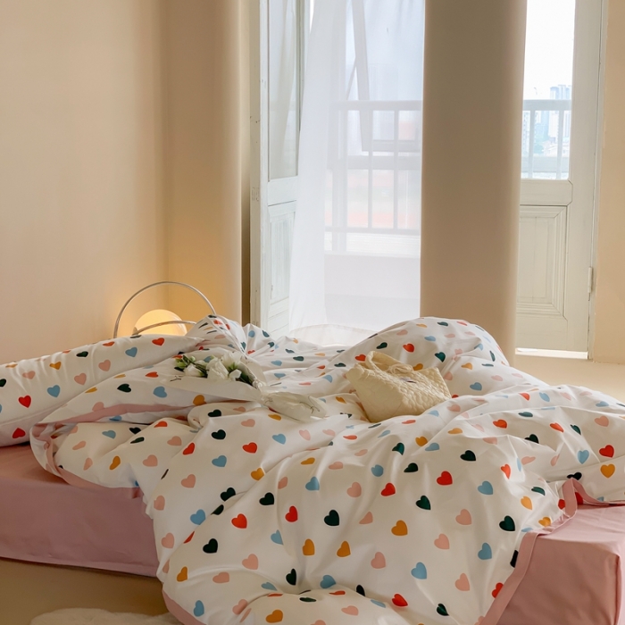 91家纺网 家纺一手货源 找家纺 汇庭 2022新款长绒棉印花学生春秋被 比心