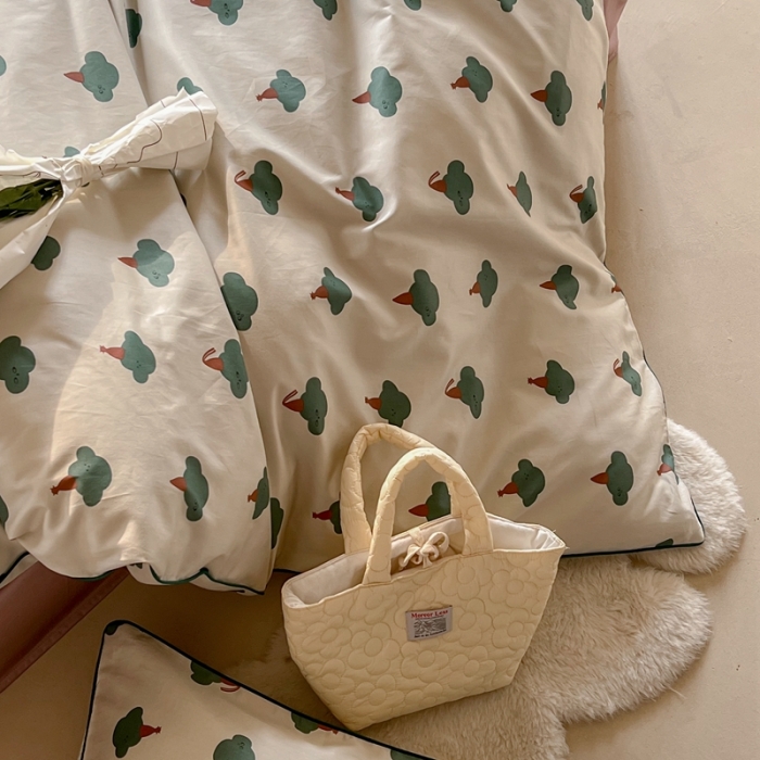 91家纺网 家纺一手货源 找家纺 汇庭 2022新款长绒棉印花学生春秋被 哈伯