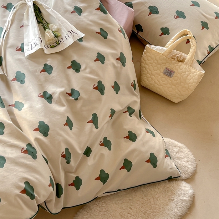 91家纺网 家纺一手货源 找家纺 汇庭 2022新款长绒棉印花学生春秋被 哈伯